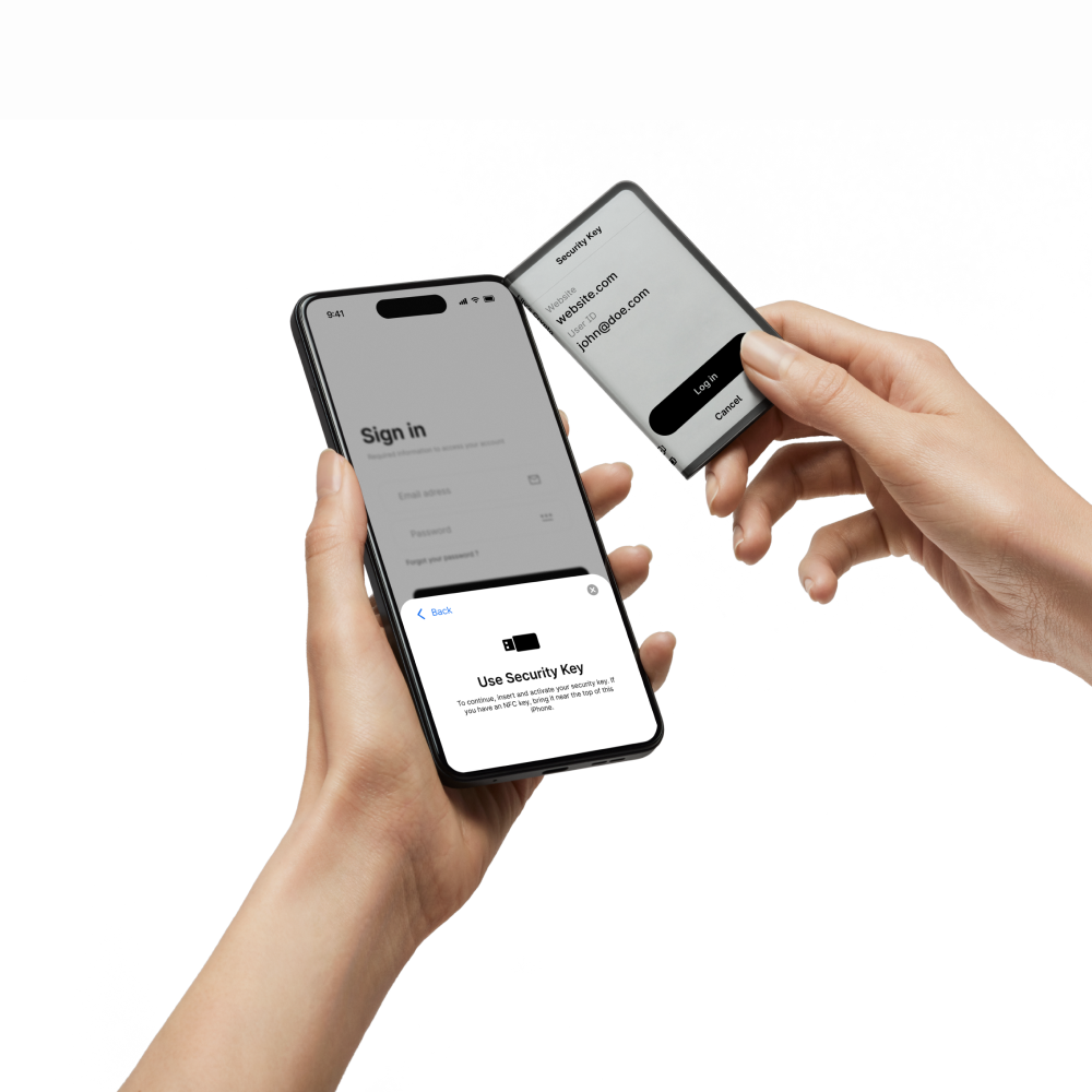 Ledger Stax™ 签名硬件钱包带恢复密钥